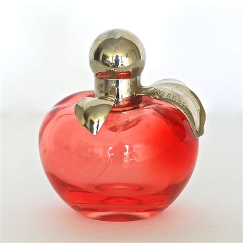 perfume shaped like an apple